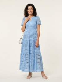 Sabine | Bequemes Midikleid mit lockerer Passform - Himmelblau
