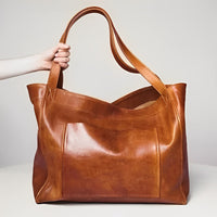 Brynfrid | Klassische Handtasche mit großzügigem Platz - Karamell