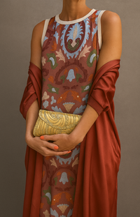 CORVALISSE - Elegantes Maxikleid mit passendem Schal - Braun