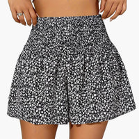 Kurze Damenhose mit hoher Taille und Rüschen, lässiger Blumenstil für den Sommer - Schwarz