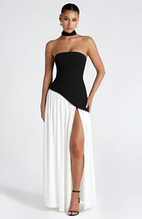 Tessa | Damen Maxikleid – Kraftvolles Zeitgemäßes Maxi Kleid - Black and white