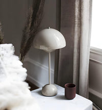Tischlampe Metall Retro Skandi Design - Grau