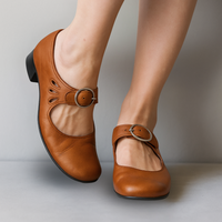 Els - Damen Orthopädische Ledersandalen mit Keilsohle - Braun