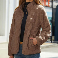 Valentine - Karierte Winterjacke für Damen - Braun