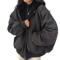Caitlin | Damen Winterjacke mit Kapuze und Taschen - Schwarz