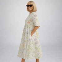Zunia – Midi-Kleid Mit Blumenmuster Und Taschen - Weiß