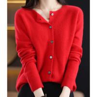 DANIELLE | Damen-Strickjacke mit Rundhalsausschnitt aus reiner Merinowolle - Rot