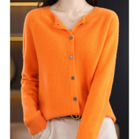 DANIELLE | Damen-Strickjacke mit Rundhalsausschnitt aus reiner Merinowolle - Orange