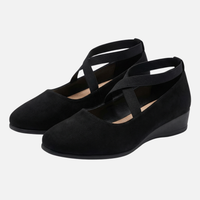 Ortrud | Damen Schuhe Keilabsatz Geschlossene Spitze – Keil Pumps Spitze Damen - Schwarz