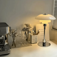 Dänische Designer-LED-Tischleuchte - Weiß Silber