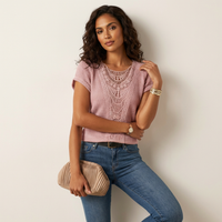Elegante Spitzenbluse mit Rundhalsausschnitt und kurzen Ärmeln – Isabella - Rosa