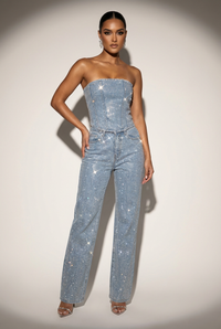 Glitzerndes zweiteiliges Set mit trägerlosem Oberteil und High-Waist-Hose - Denim