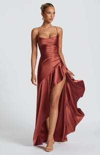 Lucia | Damen Maxikleid – Leuchtendes Elegantes Maxi Kleid - Bronze