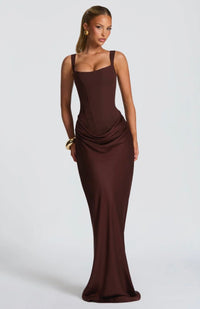 Nina | Damen Maxikleid – Strahlendes Selbstbewusstes Maxi Kleid - Brown