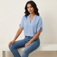 Luftige Damen Sommerbluse mit V-Ausschnitt - Aurélie - Blau