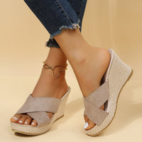 Carlita | Entspannte Keil-Sandale für Damen - Beige (Fast ausverkauft)