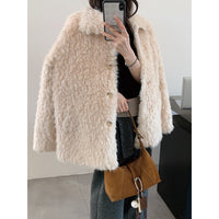 Damen Flauschiger Teddy-Mantel aus Kunstfell mit Hemdkragen und Boxy‑Silhouette Nord Taschen - Hellbeige