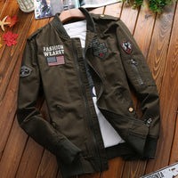 Herren Patchwork-Bomberjacke mit Ärmeltasche und geripptem Bündchen - Olivgrün 2502