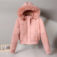 Damen kurzes wattiertes Kapuzenblouson mit Kunstfellkragen - Rosa