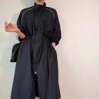 Damen leichter Windbreaker-Mantel mit Tunnelzug und Raglanärmeln - Schwarz