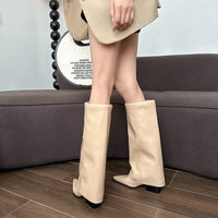 Damen Stiefel mit Blockabsatz und modernem Schnitt in Braun - Khaki