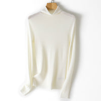 Damen Feiner Rollkragen-Feinstrickpullover mit schmaler Silhouette und elastischem Saum Nord Taschen - Perlenweiß