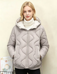 Damen wattierte Kurzjacke mit Herzsteppung, abgerundetem Saum und Kapuze - Khaki