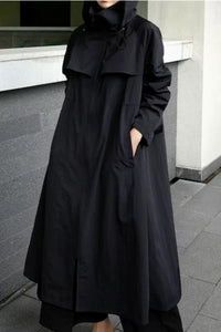 Damen Oversize-Mantel in Maxilänge mit Kapuze und Cape-Passe - Schwarz