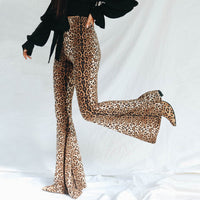 Damen Flared Jeans mit stilvollem Leopardenmuster - Leopardenmuster