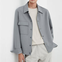 Herren Oversize-Utility-Jacke mit aufgesetzter Brusttasche und Druckknopfleiste Nord Taschen - Nebelgrau