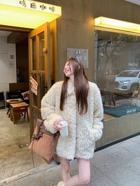 Damen Oversized Kunstfell‑Mantel mit Teddy‑Optik, Stehkragen und Eingrifftaschen Nord Taschen - Gelb