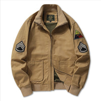 Herren Bomberjacke im Militärstil mit Patches und verdecktem Reißverschluss - Khaki T31
