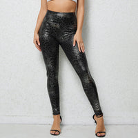 Damen Hochglänzende Leggings im Schlangenmuster - Silber