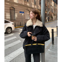 Damen Oversize-Kurzjacke mit Teddykragen und Pattentaschen Nord Taschen - Tiefblau