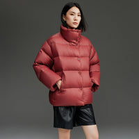 Damen Kurz geschnittene gesteppte Daunenjacke mit hohem Stehkragen, Boxy-Silhouette und Druckknöpfen Nord Taschen - Rot