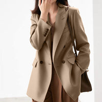 Damen Taillierter Longline-Blazer mit doppelreihiger Knopfleiste und Pattentaschen Nord Taschen - Kamel