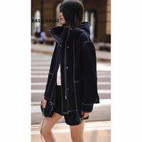 Damen Boxy‑Kapuzenparka mit sichtbaren Ziernähten und hochschließendem Stehkragen Nord Taschen - Marineblau