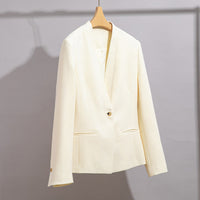Damen Figurbetonter Ein-Knopf-Blazer mit minimalistischer V-Front und Einschubtaschen Nord Taschen - Cremeweiß