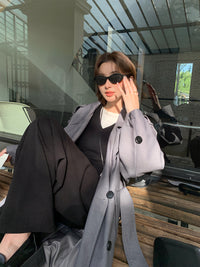 Damen Langer Trenchcoat im Oversize‑Look mit Bindegürtel und Schulterpatten Nord Taschen - Grau