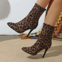 Damen Stiefeletten aus Wildleder mit Leopardenmuster und hohem Absatz - Leopardenmuster