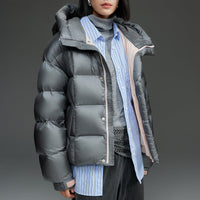 Damen Kurze Boxy‑Steppjacke mit Oversize‑Ärmeln, hohem Thermokragen und Kapuze Nord Taschen - Dunkelgrau