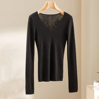 Damen Feiner gerippter Feinstrickpullover mit V-Ausschnitt und taillierter Silhouette Nord Taschen - Schwarz