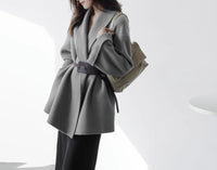 Damen Schicke und elegante Wickeljacke Nord Taschen - Hellgrau