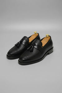 Orthopädische Herren Slipper mit Geflochtenem Design und Quasten – Klassische Loafer mit Arch Support - Schwarz