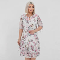 Évelyne™-Kleid mit Zartem Blumenmuster und 3/4-Ärmeln - Pink