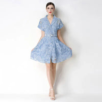 Celestine™ Kleid Aus Zarter Spitze Mit Integriertem Gürtel - Blau