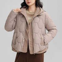 FrostHaven™ Steppjacke Mit Kuscheliger Kapuze - Khaki