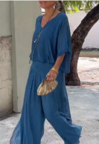 Saila | Damen Maxikleid V-Ausschnitt Fledermausärmel Unifarbe - Blau