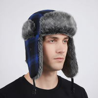 Trappermütze mit Ohrklappen - winddicht und warm - Blau Kariert