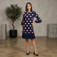 Cäcilia™ Klassisches Midikleid mit Volants - Blau mit Rosa Punkten
